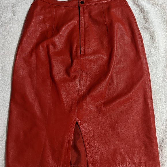 Miss Astor leather pencil skirt - Picture 2 of 5